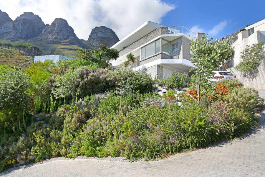 To Let 5 Bedroom Property for Rent in Camps Bay Western Cape